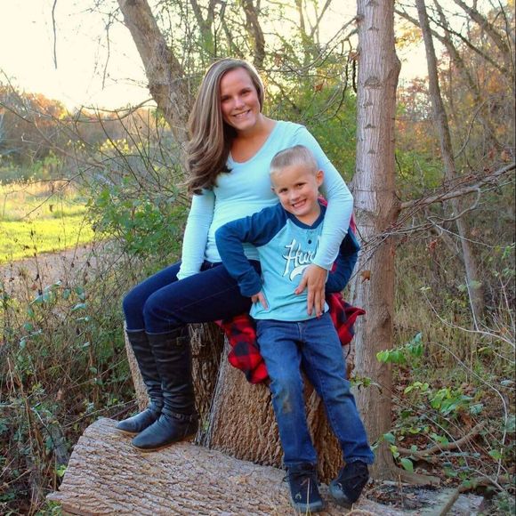 Meet your Posher, Kasey - Picture 1 of 1